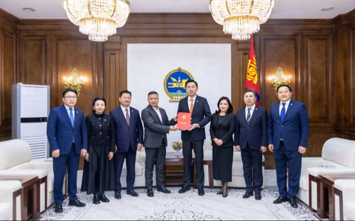 Үндэсний их баяр наадмын тухай хуульд нэмэлт, өөрчлөлт оруулах тухай, хуулийн төслийг өргөн барилаа